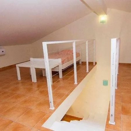 Sunhome Em Guest house
