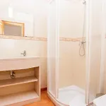 بيت ضيافة Sunhome - Em